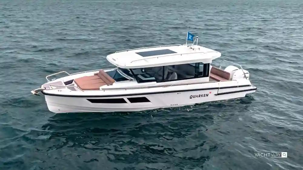 2025 EasySignYachts ES-1 on Display in Hollywood, Florida Amphibious Boats 3
