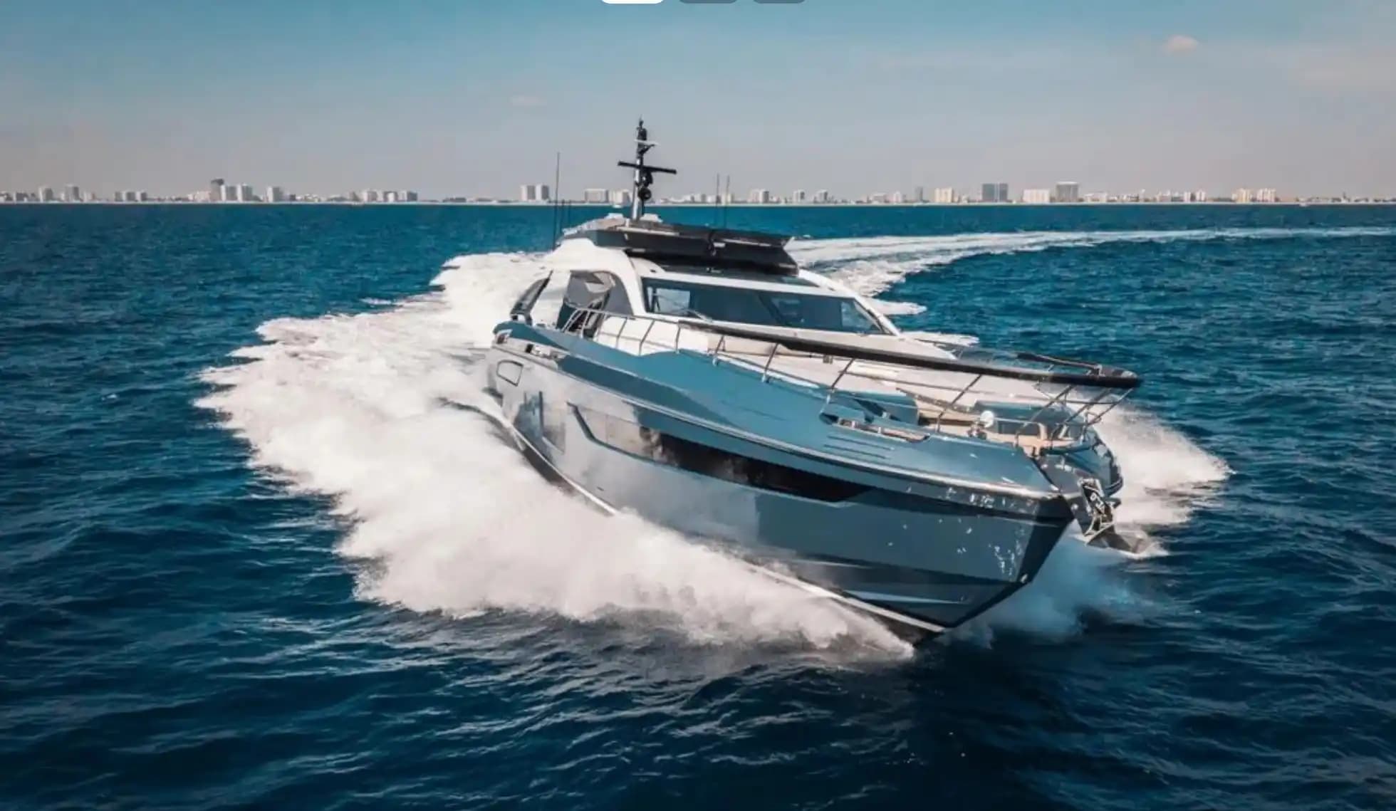2029 Azimut S8 for Sale in Livonia, Michigan Motor Yacht 4